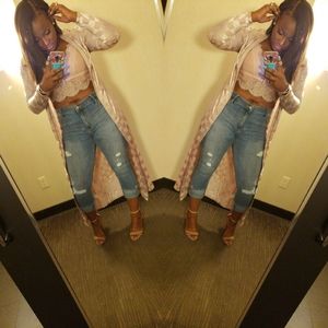 Meet your Posher, Lay-lay tondalayer